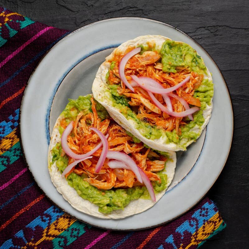 Ingredientes necesarios para los tacos de Tinga de Pollo