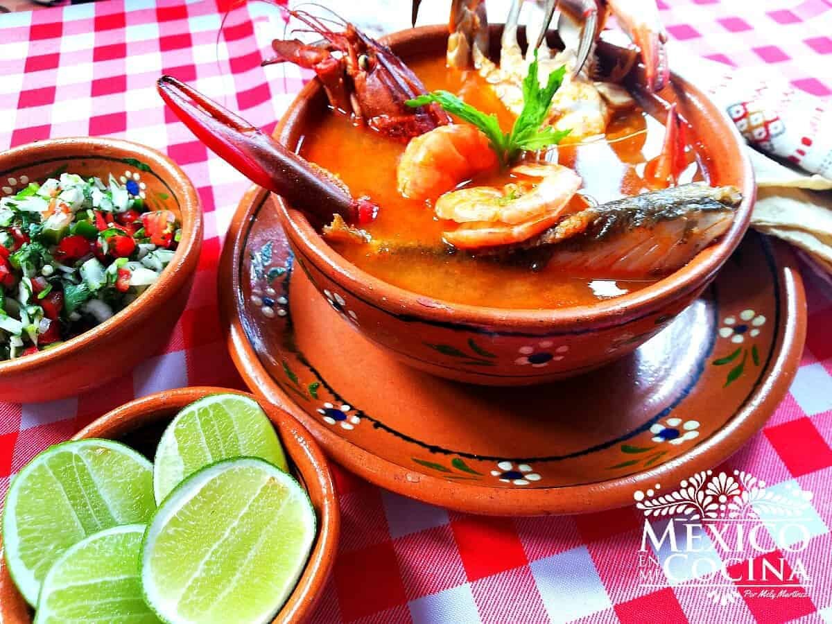   Preparación del caldo de marisco