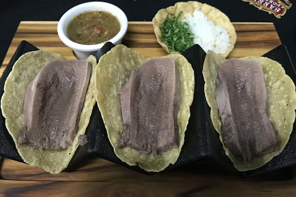 ️ Preparación de los tacos de lengua