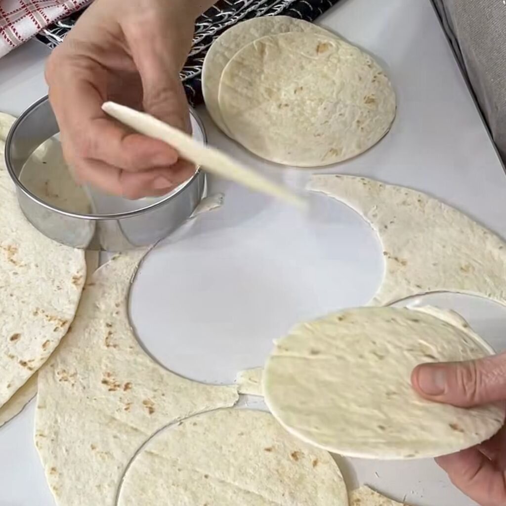 Preparación de los tacos de queso
