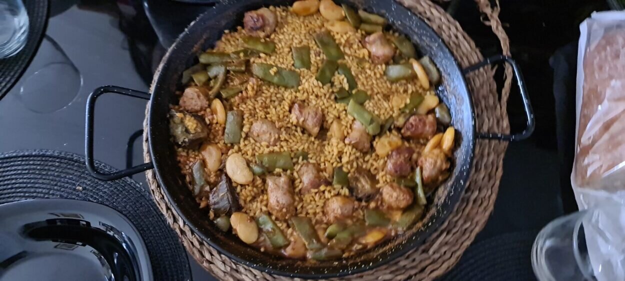  ️ Servir la paella