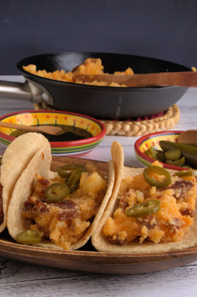 Guía paso a paso: Cómo hacer tacos de chorizo y papa