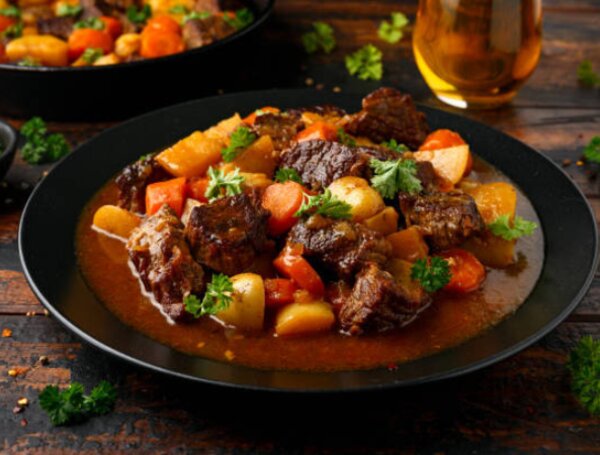 Ingredientes esenciales para un guiso perfecto